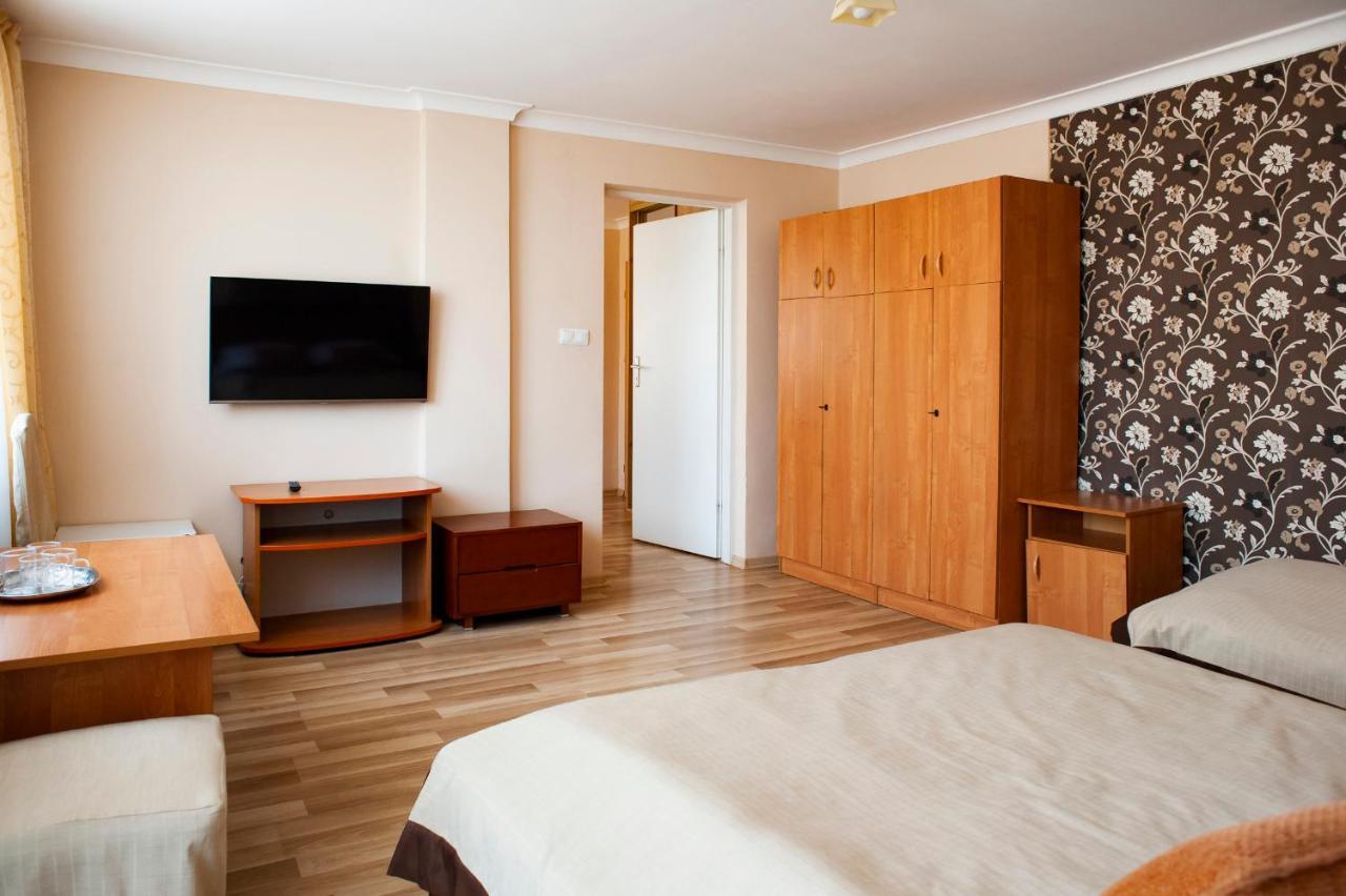 Hotel Livia 沃沃明 外观 照片